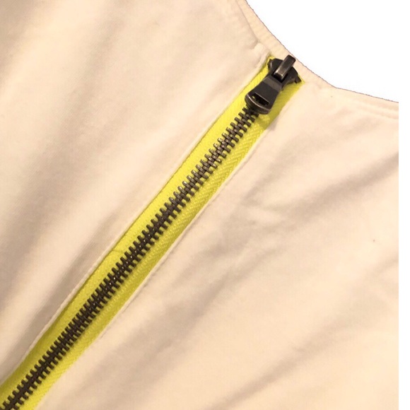 Express Off White Peplum Sleeveless Top w/ Neon Zip Back - Picture 6 of 6